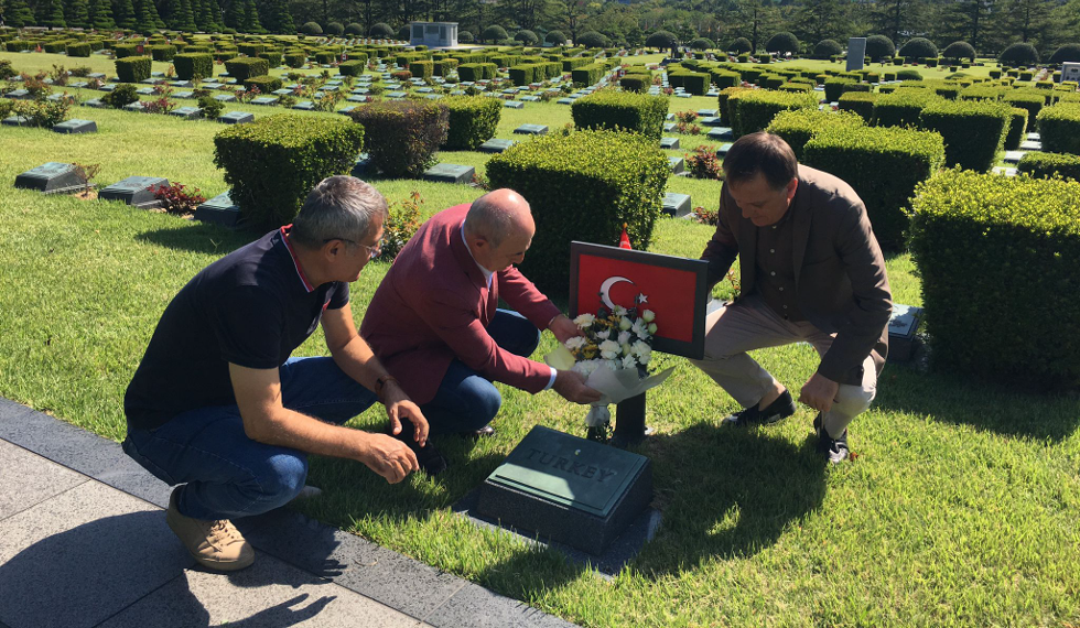 Mayor Akgün visited Turkish Martyrs' Cemetery in South Korea